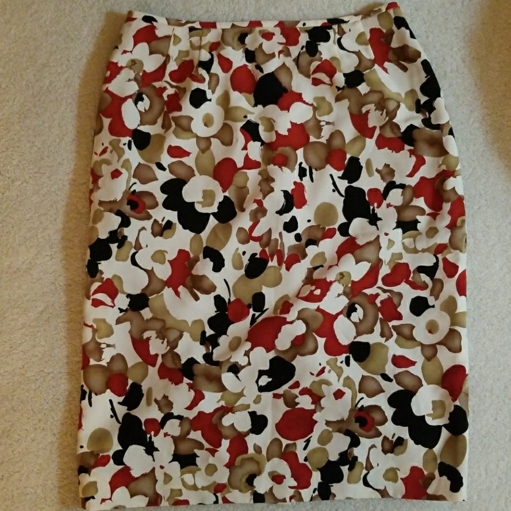 Le Suit floral pencil skirt